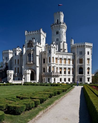 Castle-hluboka-nad-vltavou1.jpg