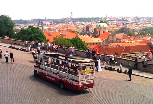 Prague Evening Bustour
