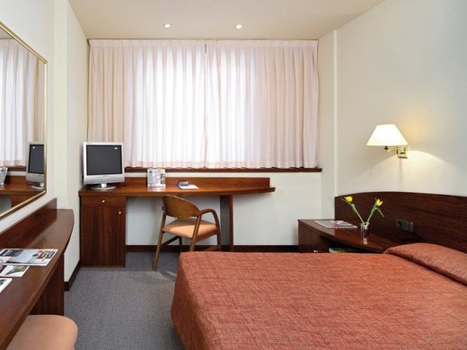 hotel-barcelo-2.jpg