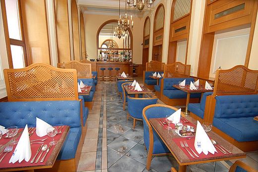 hotel-opera9.jpg