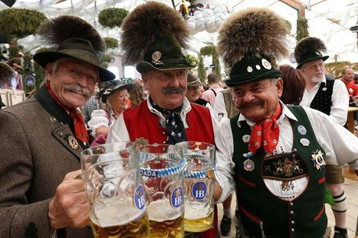 Oktoberfest-7.jpg