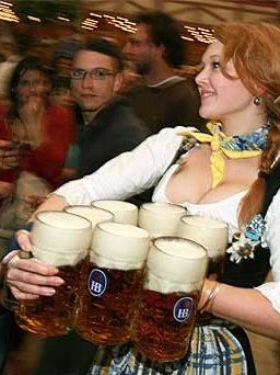 Oktoberfest-Beer.jpg
