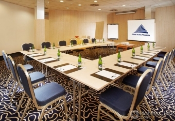 orea-hotel-pyramida-meeting-room.43.jpg