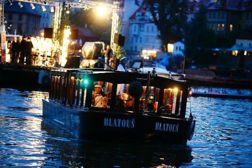 EVENING CRUISE 