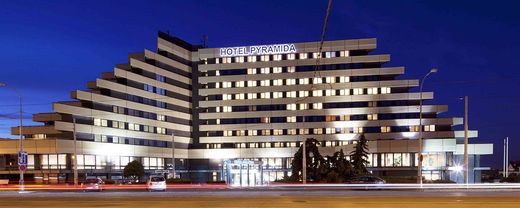 Pyramida Hotel