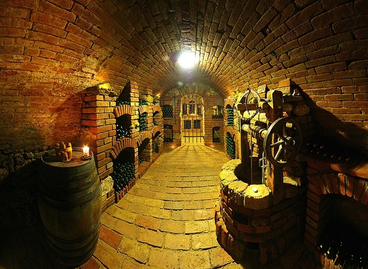 Wine-road2.jpg